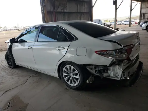 4T4BF1FK7GR549236 2016 TOYOTA CAMRY - Image 2