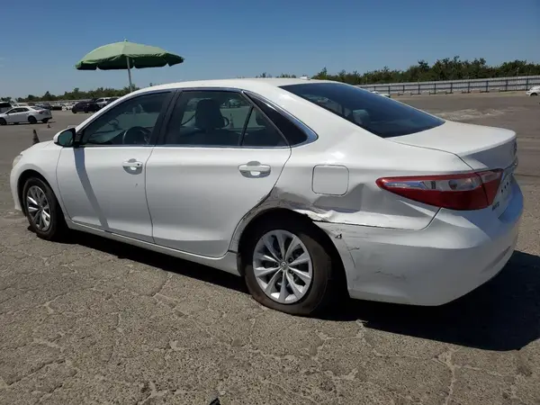 4T4BF1FK7GR551455 2016 TOYOTA CAMRY - Image 2
