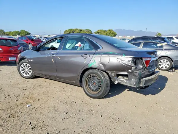 4T4BF1FK7GR553075 2016 TOYOTA CAMRY - Image 2