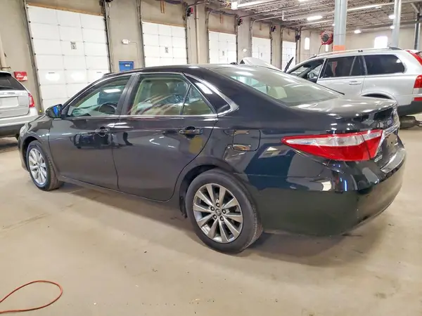 4T4BF1FK7GR555022 2016 TOYOTA CAMRY - Image 2