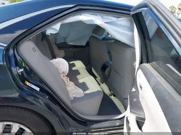 4T4BF1FK7GR560723 2016 TOYOTA CAMRY - Image 8
