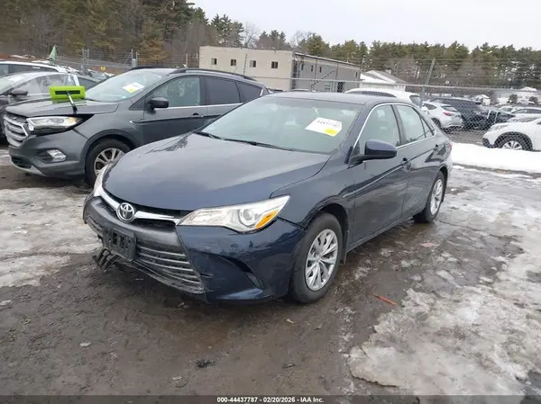 4T4BF1FK7GR562584 2016 TOYOTA CAMRY - Image 2