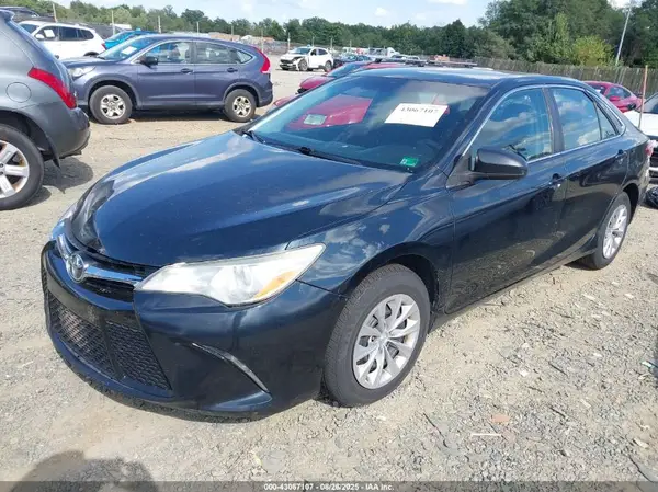 4T4BF1FK7GR563461 2016 TOYOTA CAMRY - Image 2