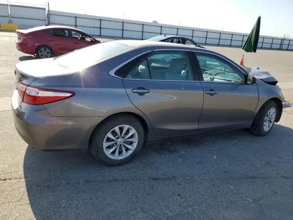 4T4BF1FK7GR565744 2016 TOYOTA CAMRY - Image 2