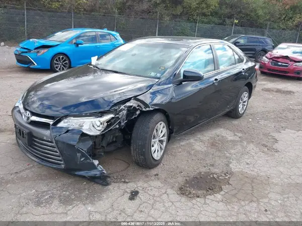4T4BF1FK7GR566862 2016 TOYOTA CAMRY - Image 2