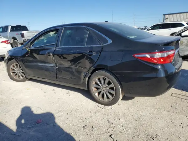 4T4BF1FK7GR568028 2016 TOYOTA CAMRY - Image 2