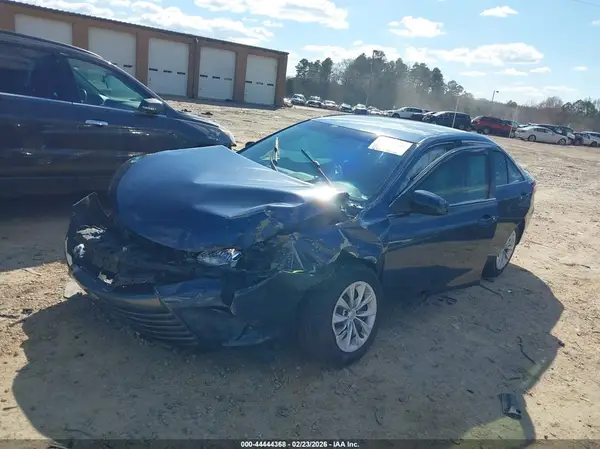 4T4BF1FK7GR568661 2016 TOYOTA CAMRY - Image 2