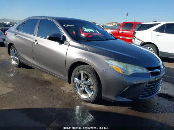 4T4BF1FK7GR570801 2016 TOYOTA CAMRY - Image 1