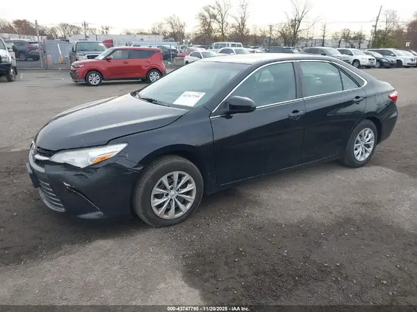 4T4BF1FK7GR576159 2016 TOYOTA CAMRY - Image 2