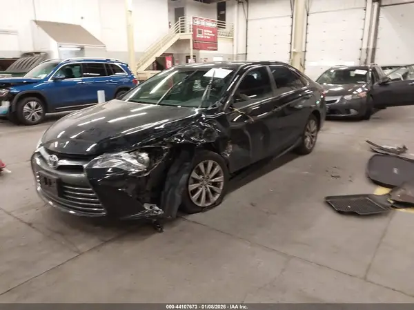 4T4BF1FK7GR577876 2016 TOYOTA CAMRY - Image 2