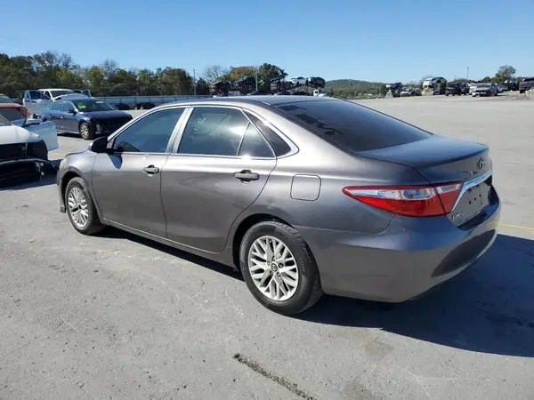 4T4BF1FK7GR580969 2016 TOYOTA CAMRY - Image 2
