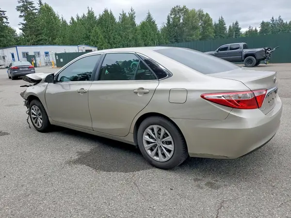 4T4BF1FK8GR517377 2016 TOYOTA CAMRY - Image 2