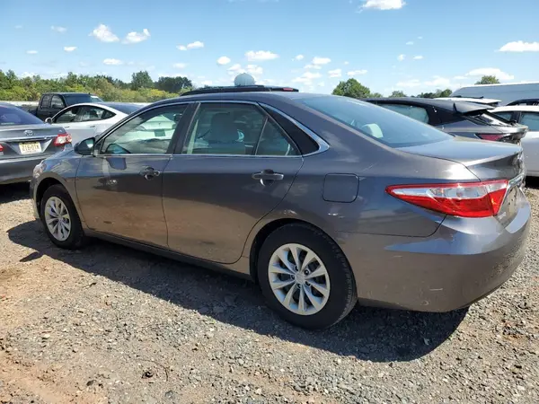 4T4BF1FK8GR517976 2016 TOYOTA CAMRY - Image 2
