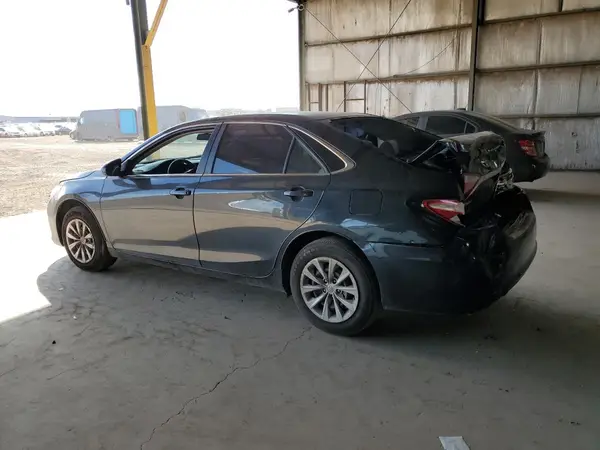 4T4BF1FK8GR518321 2016 TOYOTA CAMRY - Image 2