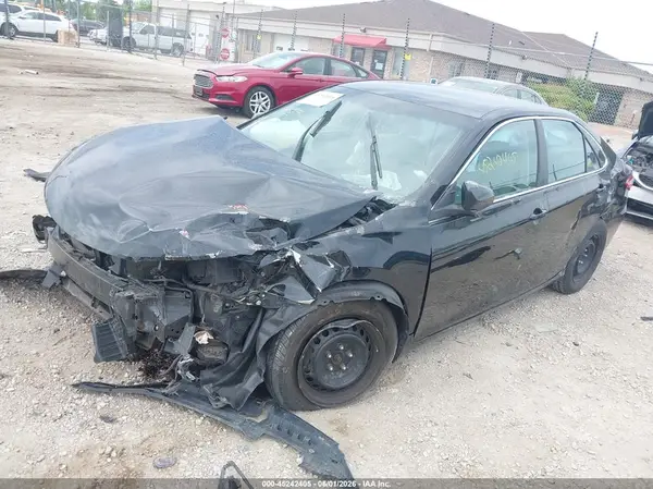 4T4BF1FK8GR522899 2016 TOYOTA CAMRY - Image 2