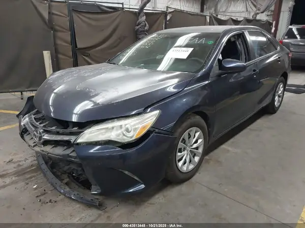 4T4BF1FK8GR523535 2016 TOYOTA CAMRY - Image 2