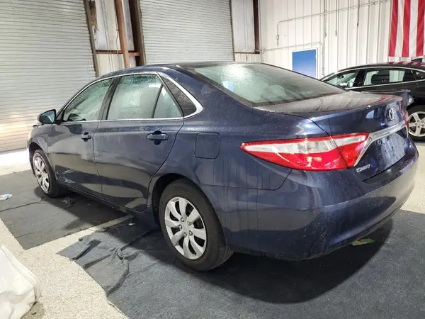 4T4BF1FK8GR526581 2016 TOYOTA CAMRY - Image 2