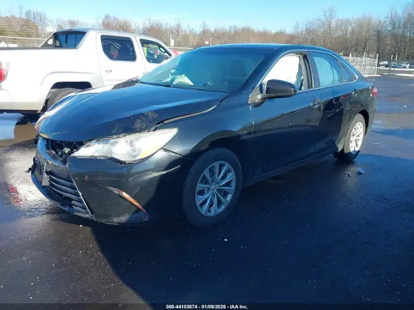 4T4BF1FK8GR528895 2016 TOYOTA CAMRY - Image 2