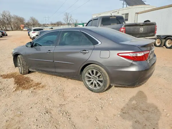 4T4BF1FK8GR537693 2016 TOYOTA CAMRY - Image 2