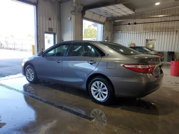 4T4BF1FK8GR540285 2016 TOYOTA CAMRY - Image 2