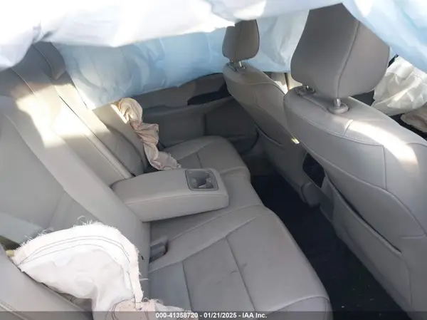 4T4BF1FK8GR541825 2016 TOYOTA CAMRY - Image 8
