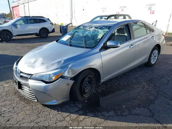 4T4BF1FK8GR542649 2016 TOYOTA CAMRY - Image 2