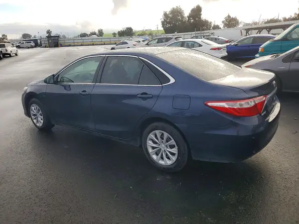 4T4BF1FK8GR546930 2016 TOYOTA CAMRY - Image 2