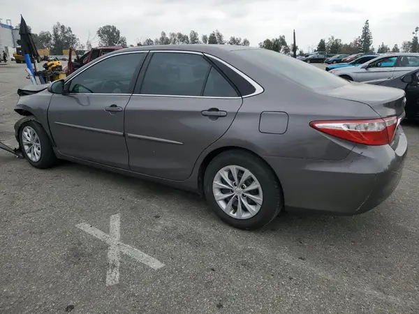 4T4BF1FK8GR549990 2016 TOYOTA CAMRY - Image 2