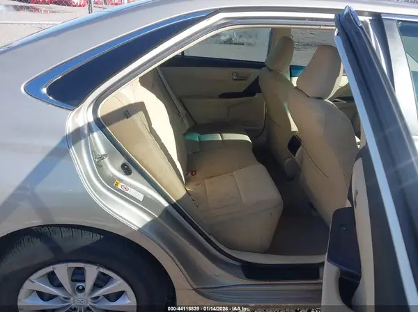 4T4BF1FK8GR552727 2016 TOYOTA CAMRY - Image 8