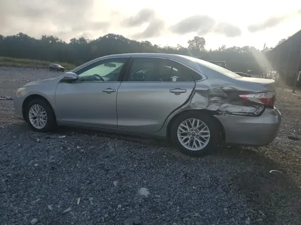 4T4BF1FK8GR557197 2016 TOYOTA CAMRY - Image 2