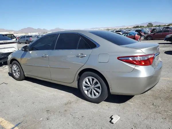 4T4BF1FK8GR559189 2016 TOYOTA CAMRY - Image 2