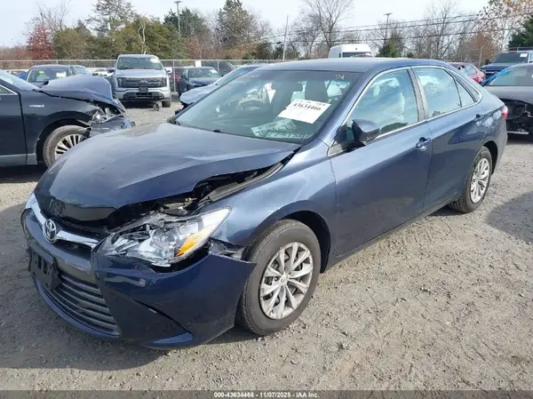 4T4BF1FK8GR560441 2016 TOYOTA CAMRY - Image 2