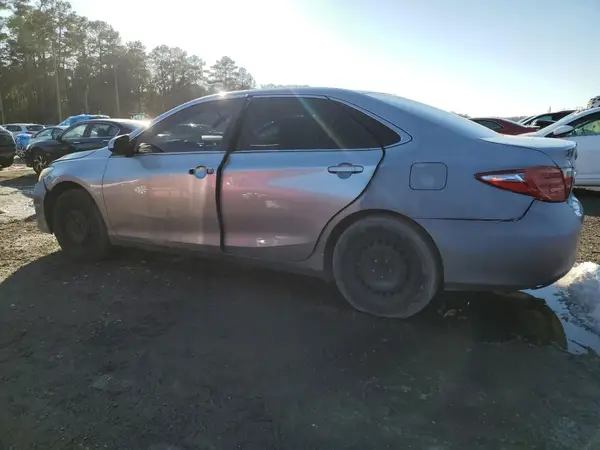 4T4BF1FK8GR561833 2016 TOYOTA CAMRY - Image 2