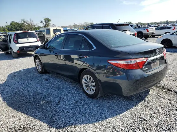 4T4BF1FK8GR563615 2016 TOYOTA CAMRY - Image 2