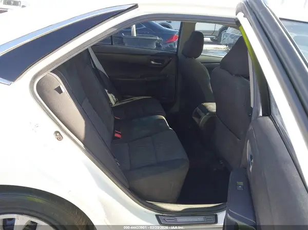 4T4BF1FK8GR565056 2016 TOYOTA CAMRY - Image 8
