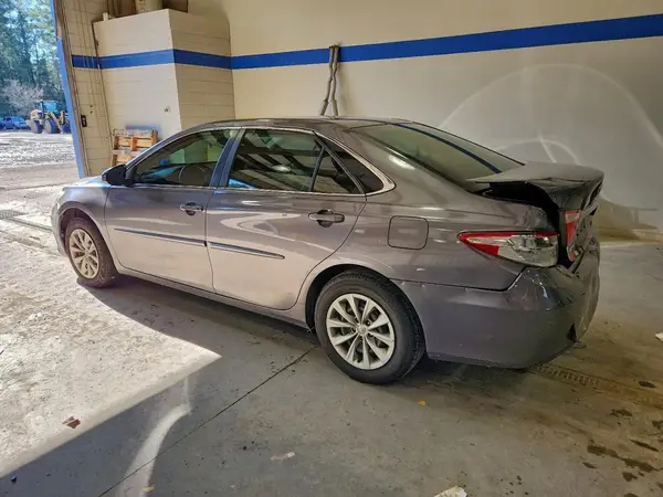 4T4BF1FK8GR565719 2016 TOYOTA CAMRY - Image 2