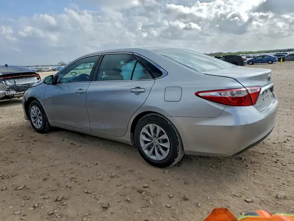 4T4BF1FK8GR566580 2016 TOYOTA CAMRY - Image 2