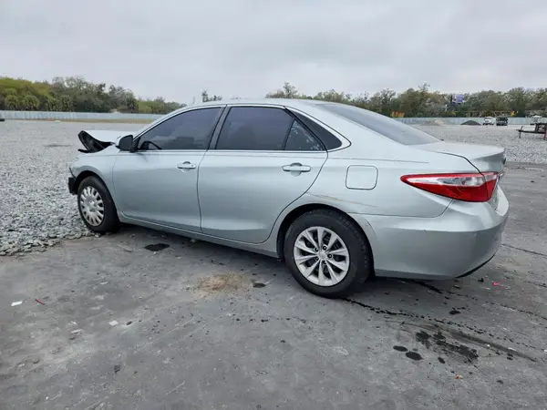 4T4BF1FK8GR571424 2016 TOYOTA CAMRY - Image 2