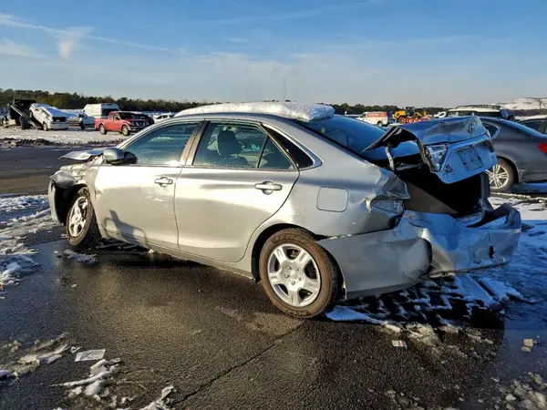 4T4BF1FK8GR571715 2016 TOYOTA CAMRY - Image 2
