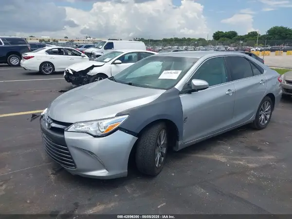 4T4BF1FK8GR572332 2016 TOYOTA CAMRY - Image 2