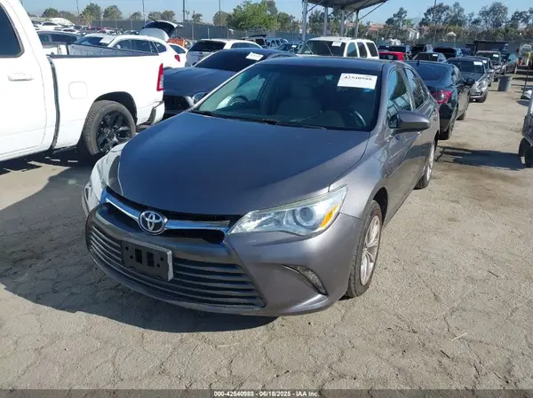 4T4BF1FK8GR572928 2016 TOYOTA CAMRY - Image 2