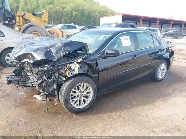 4T4BF1FK8GR573013 2016 TOYOTA CAMRY - Image 2