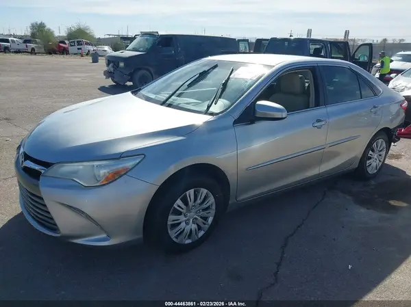 4T4BF1FK8GR578664 2016 TOYOTA CAMRY - Image 2