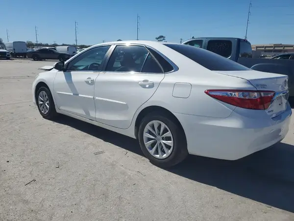 4T4BF1FK8GR579118 2016 TOYOTA CAMRY - Image 2