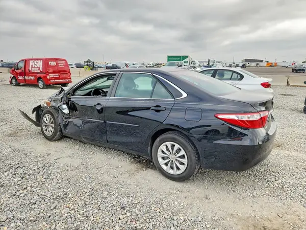 4T4BF1FK8GR579782 2016 TOYOTA CAMRY - Image 2