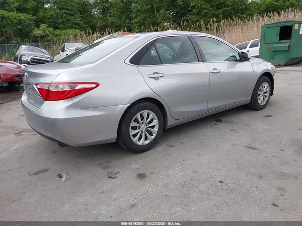 4T4BF1FK9GR519641 2016 TOYOTA CAMRY - Image 8