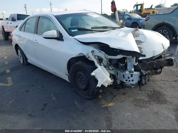 4T4BF1FK9GR523978 2016 TOYOTA CAMRY - Image 1