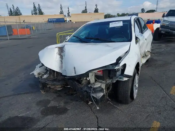 4T4BF1FK9GR523978 2016 TOYOTA CAMRY - Image 2