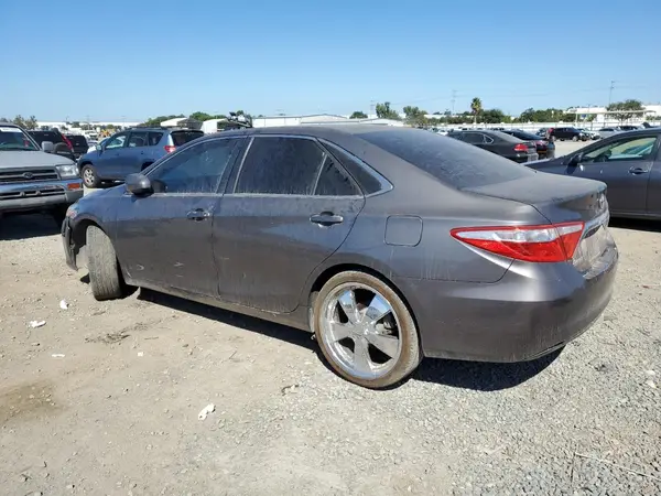 4T4BF1FK9GR525150 2016 TOYOTA CAMRY - Image 2