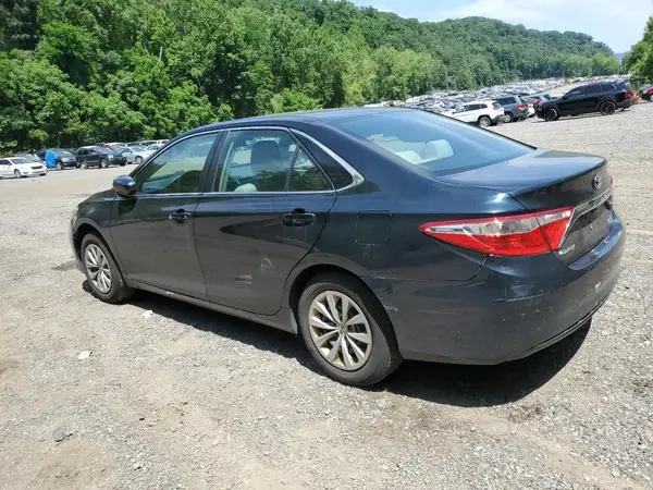 4T4BF1FK9GR525830 2016 TOYOTA CAMRY - Image 2